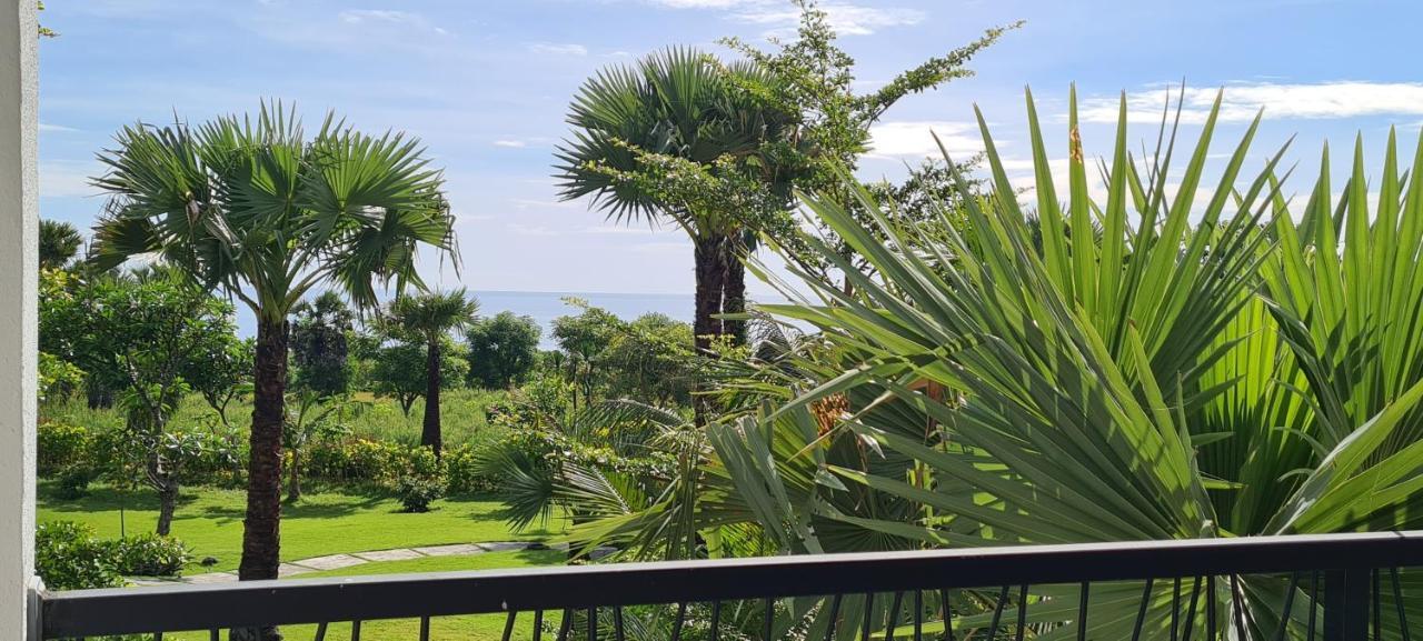Palm Springs Bali Dive Resort تولامبين المظهر الخارجي الصورة